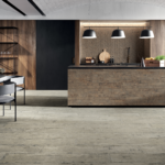 S103LF-Artile-Greige-20x120-Copper-6-1x37-Mosaico-kitchen